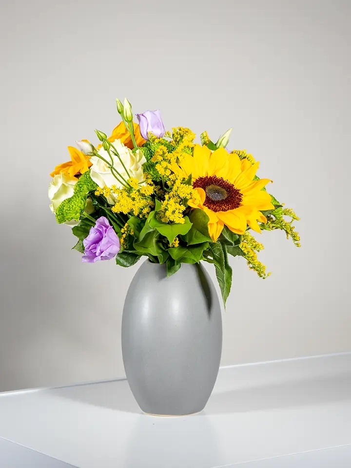 Bouquet of sunflowers and other flowers