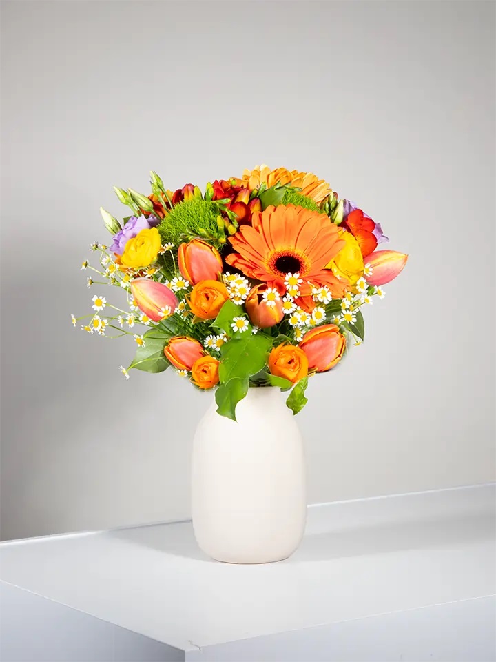 Bouquet in orange and yellow shades