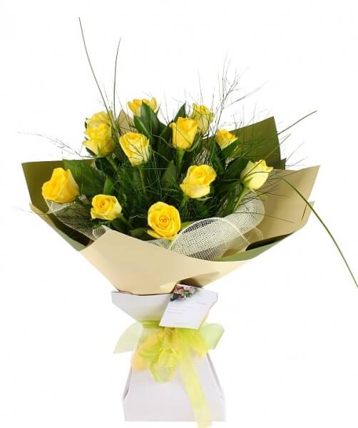 Bouquet with yellow roses