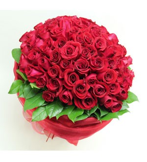 99 Red Roses Bouquet