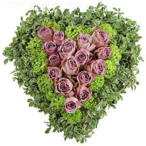 Heart-shaped of Pink Roses and Viburno