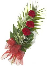 Bouquet of Flowes with 03 Red Roses