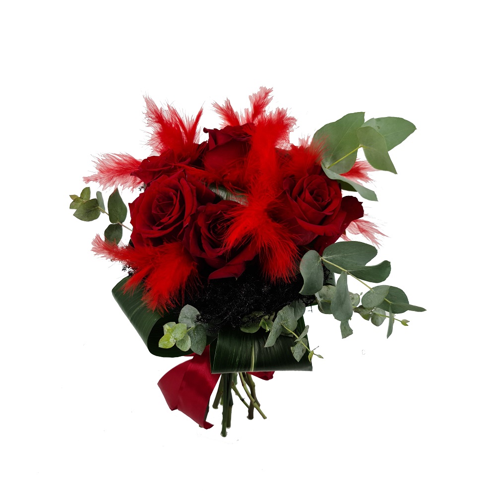 Passionate roses bouquet