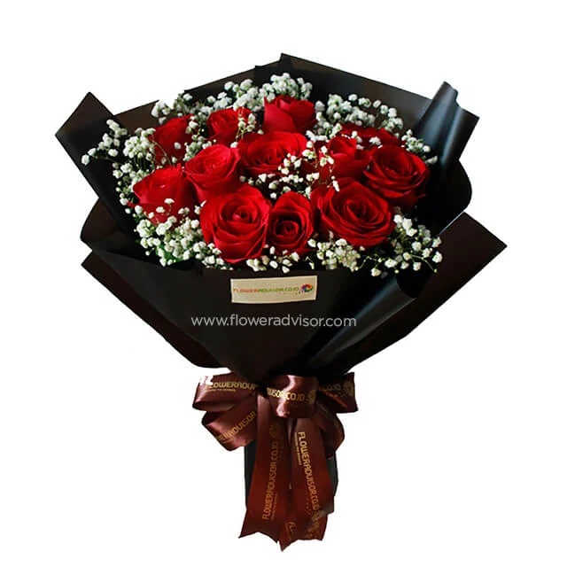 12 Red Roses Hand Bouquet