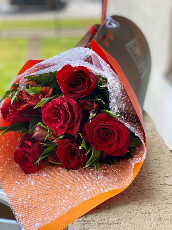 Send Flower Delivery to El Salvador Teleflora international