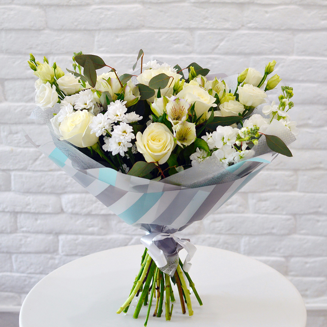 Hungary Flower Delivery 1st in Flowers!